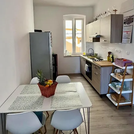 Juric Apartman *