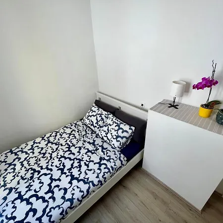 Juric Apartman *